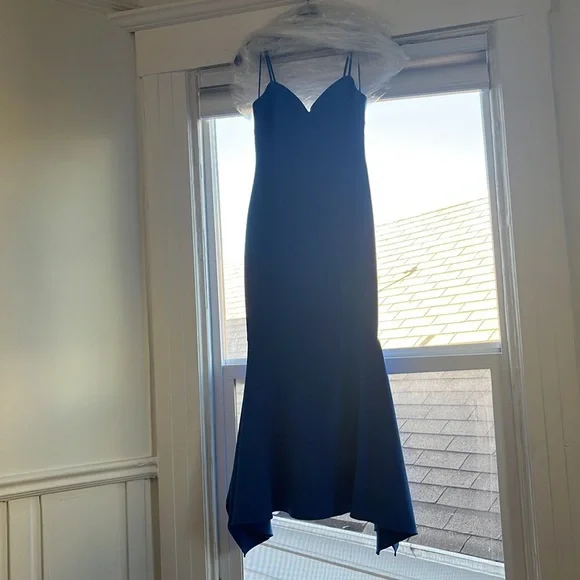 Likely royal blue mermaid dress - Picture 8 of 9
